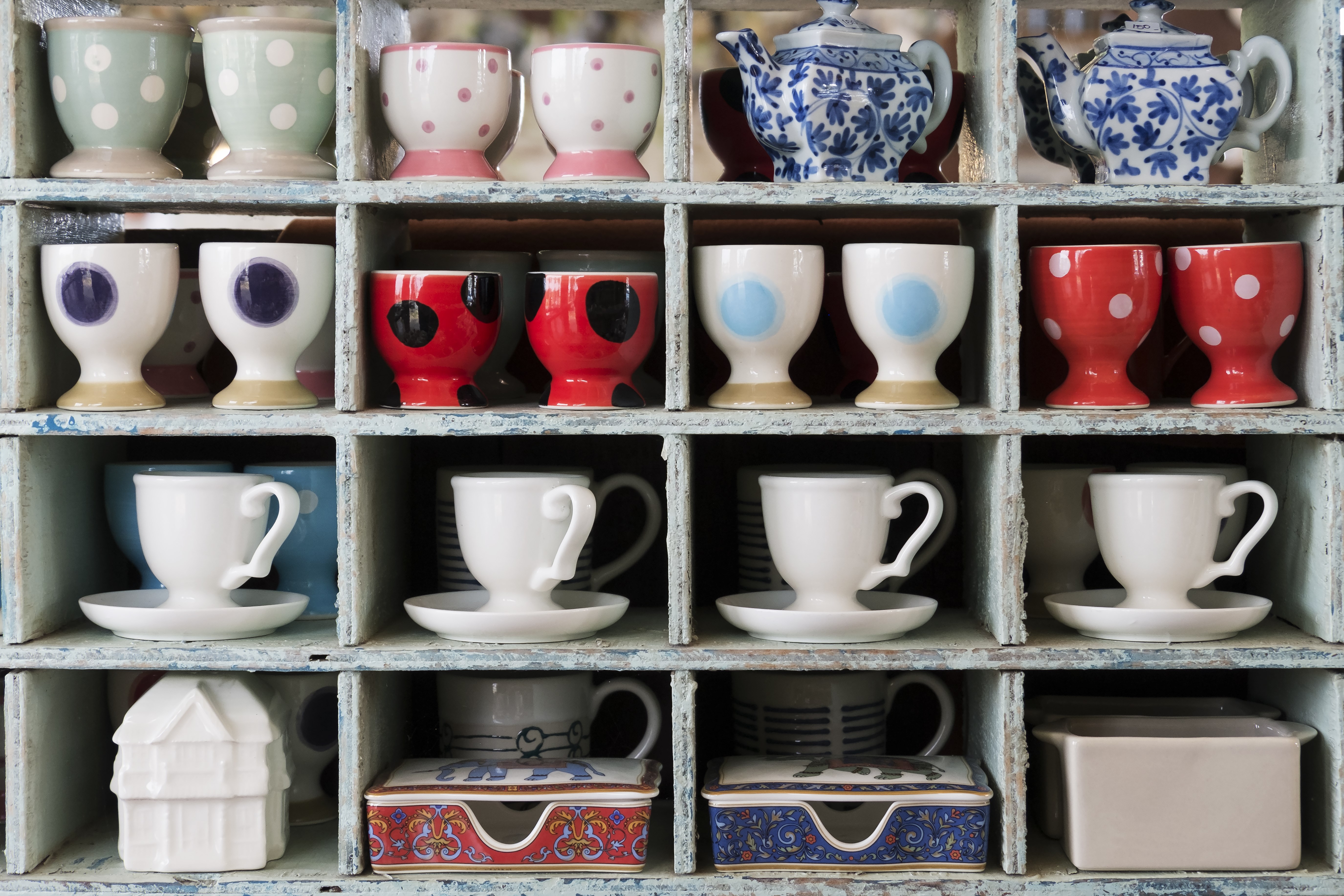 Cups in shop