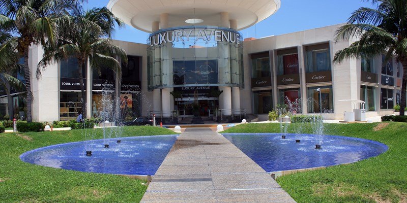 Jewelry Store in Cancun, Mexico