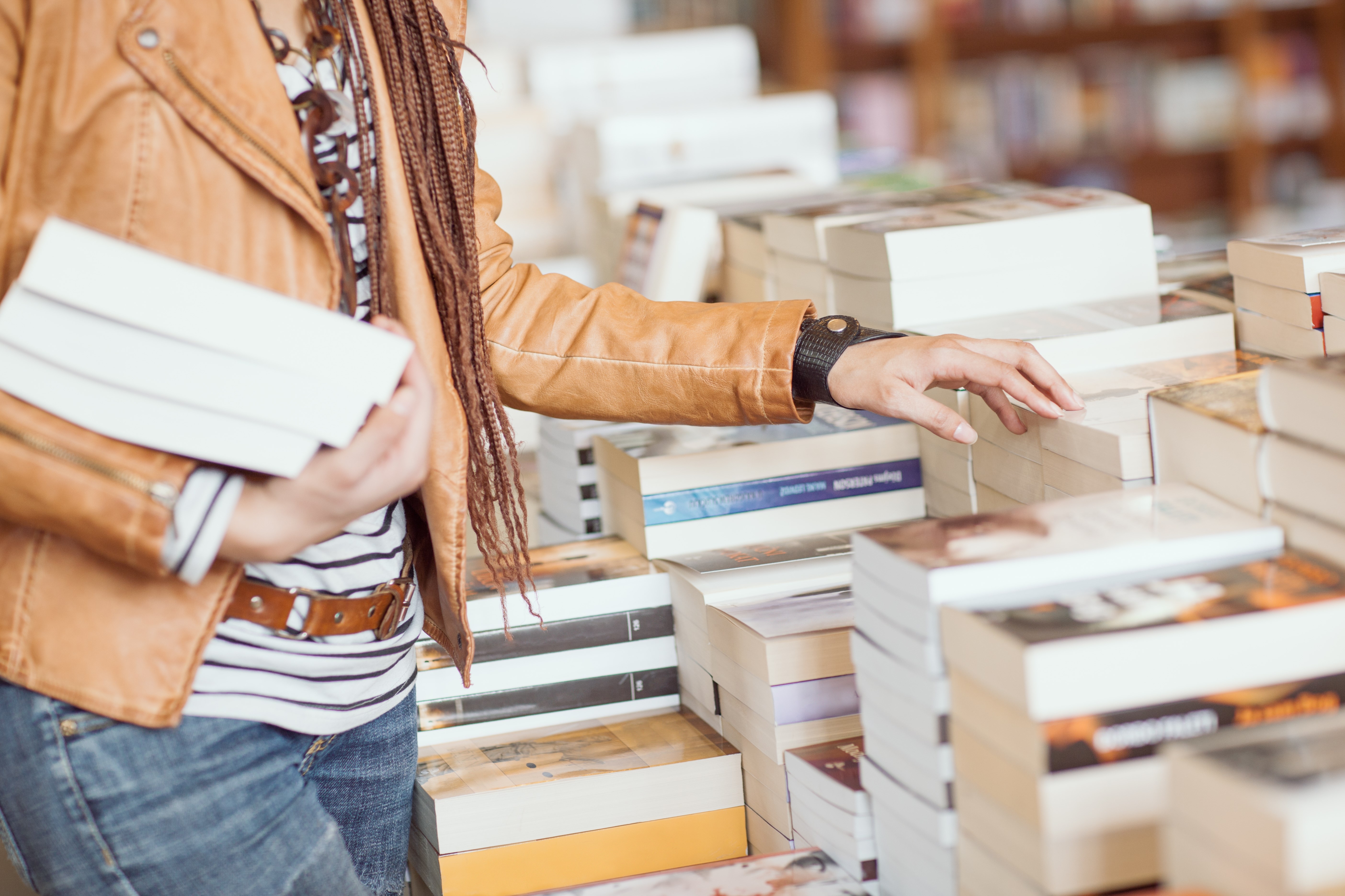 Man shopping for books