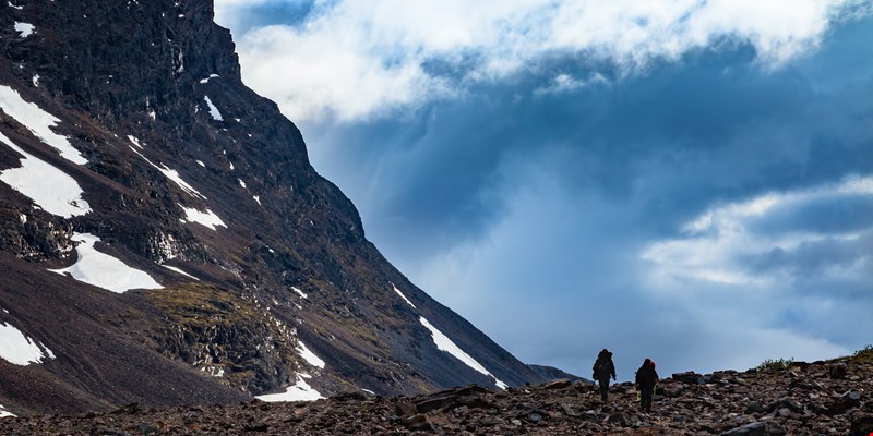 hikers on Kebnekaise mountain
