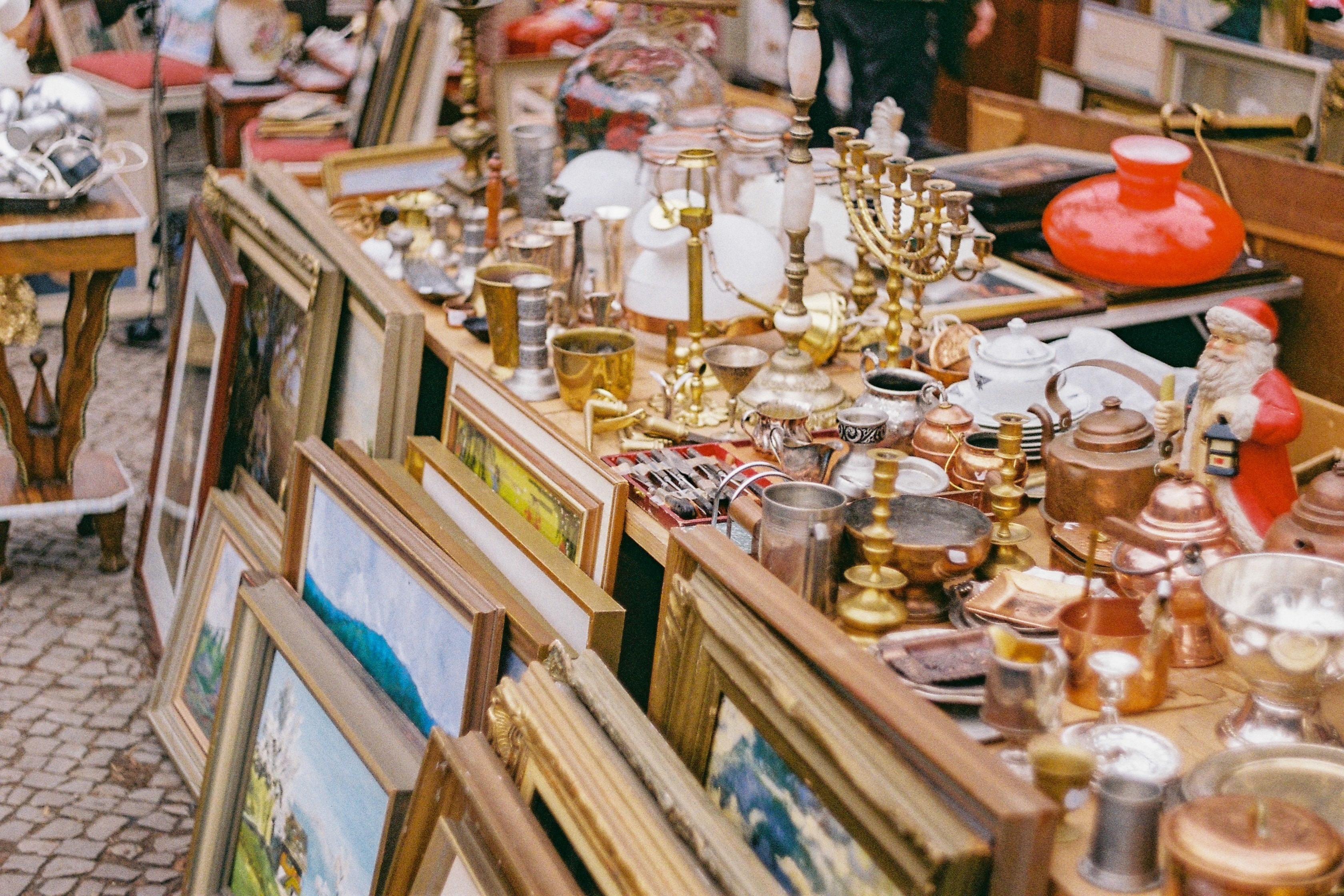 Flea market in Porto, Portugal