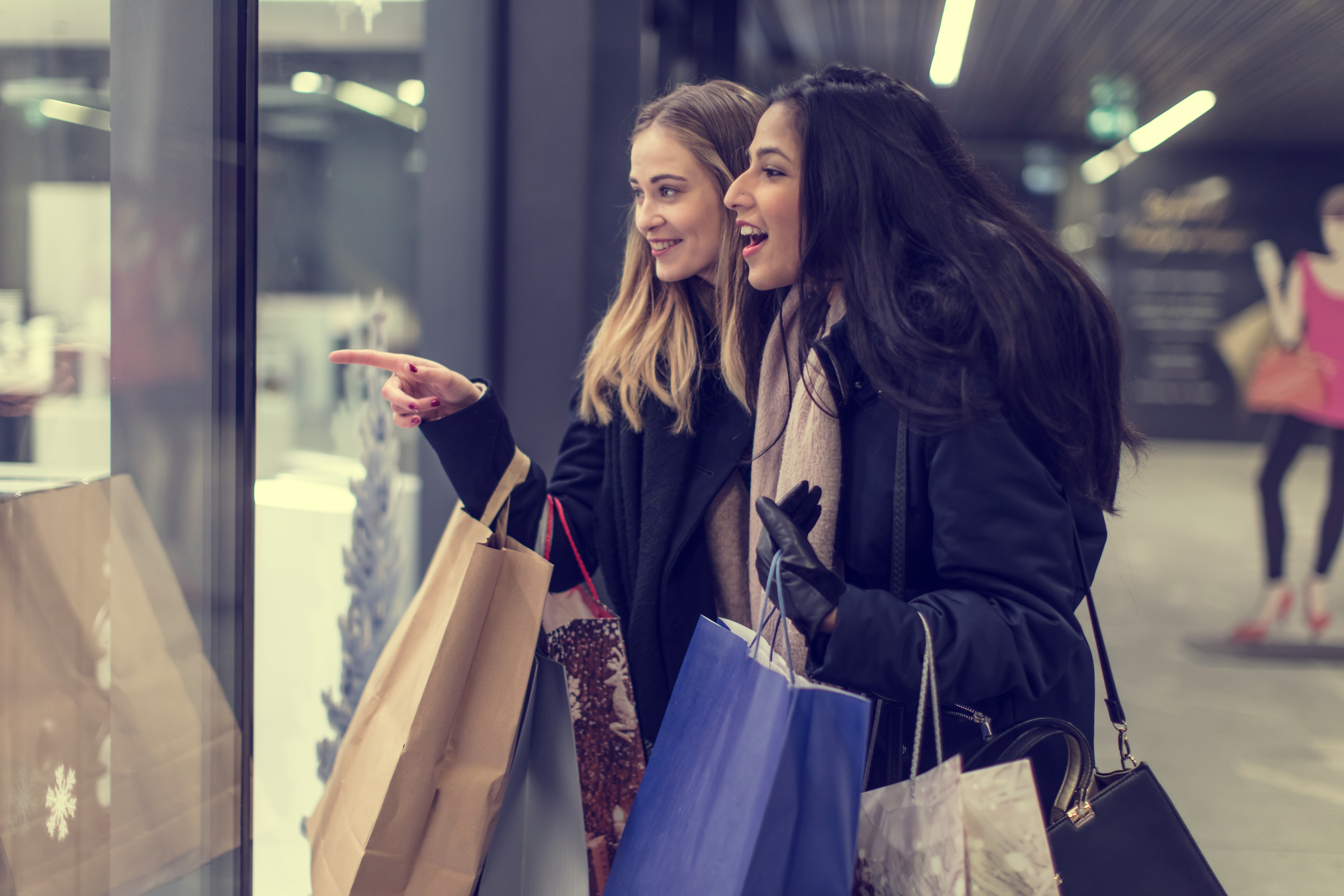 Women in front of a shop window