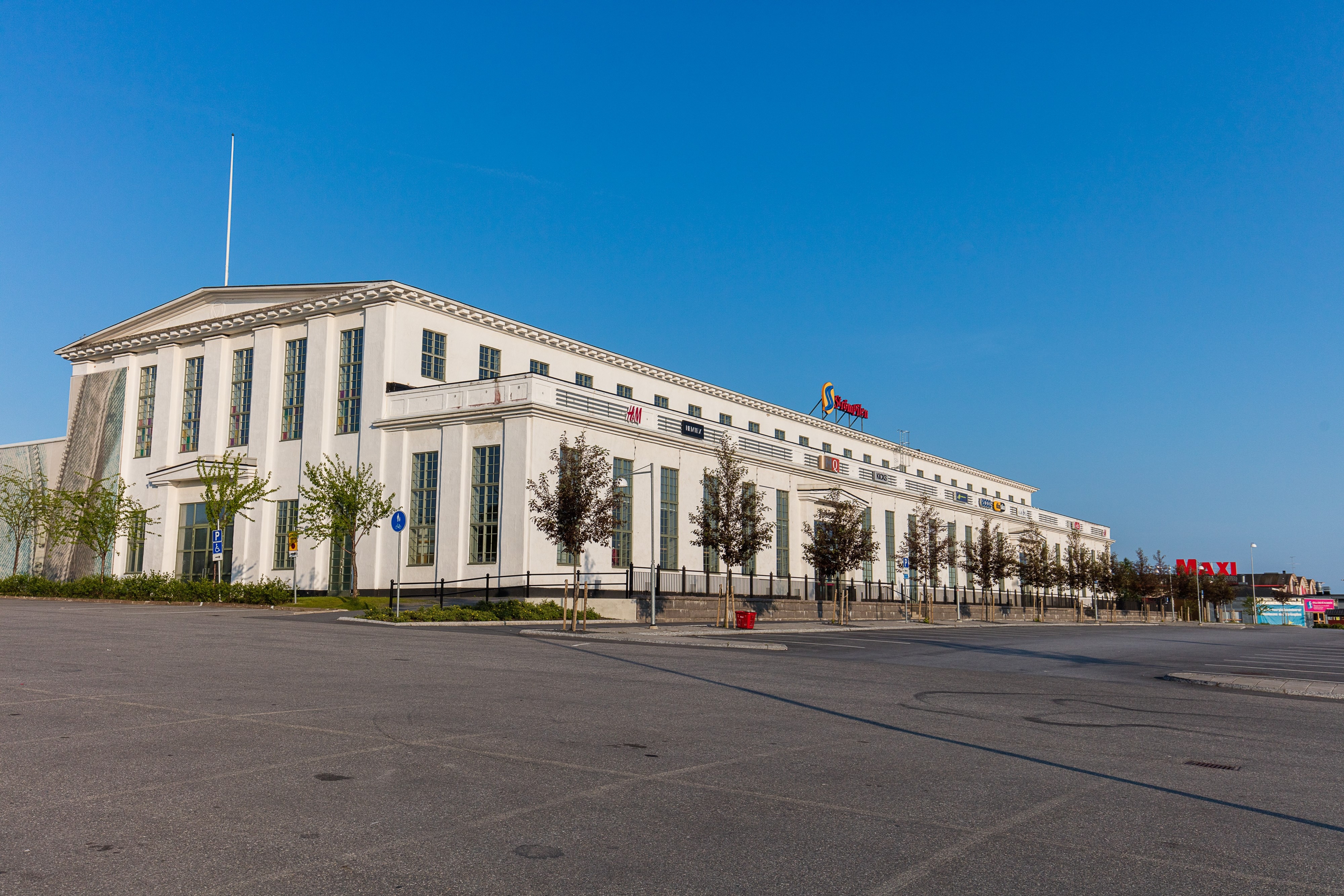 Strömpilen shopping centre