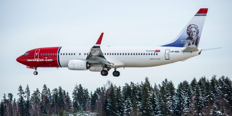 Norwegian Airplane landing Norwegian Airplane landing