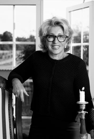 Photo of Karin Laserow Photo of Karin Laserow