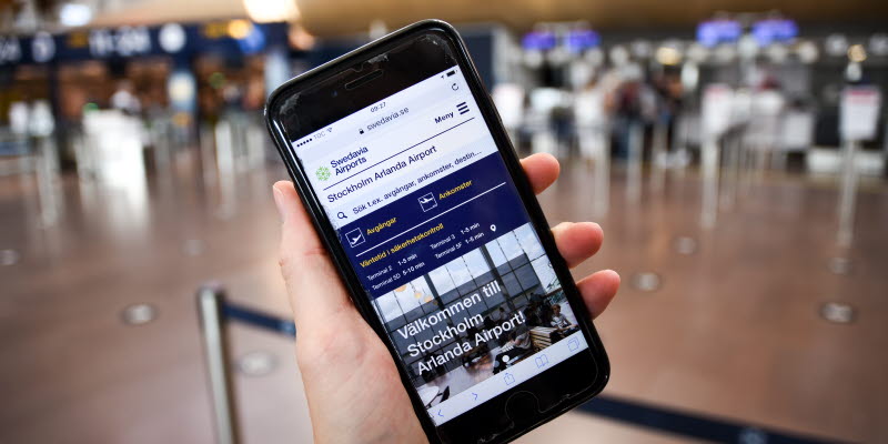 A mobile screen showing waiting times in the security checkpoint at Arlanda A mobile screen showing waiting times in the security checkpoint at Arlanda